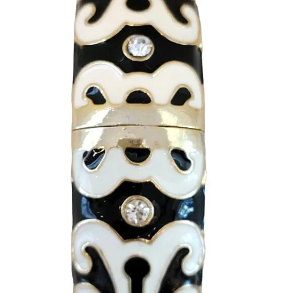 Beautiful Vintage-Inspired Black & White Enamel Bangle Bracelet - Picture 5 of 7